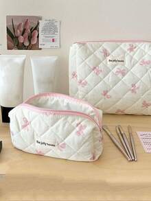 1 件/套 可爱粉色蝴蝶结图案化妆包 少女旅行化妆包 绗缝设计 儿童洗漱包 拉链柔软面料化妆包套装 大容量化妆包 带手柄 时尚手拿包 迷你八角包 文具收纳包 适用于家庭、宿舍和旅行 化妆刷包 可爱的旅行配件 化妆工具容器 女孩配饰包 大学度假巡航 暑假必备品