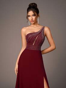镶钻露背吊带高开衩系带长款正式礼服，优雅奢华的酒红色不对称修身高开衩晚礼服，适合音乐会、婚礼、派对、舞会、伴娘、情人节派对等正式场合。 - 酒紅色 - 查看 7
