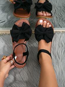 Plus Size Fashion Bow Decor Soft Bottom Casual Flat Sandals, Non-Slip Beach Slippers, Suitable For Valentine's Day