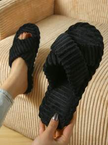 Chinelos femininos de peluche com tiras cruzadas para usar em casa, Confortáveis e Elegantes, Adequados para todas as estações