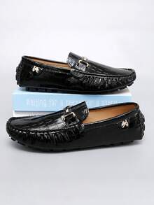 Women's Slip-On Loafer Shoes With Golden Chain Decor - Soft PU Upper, Cushioned Insole And Durable Rubber Sole - Comfortable For Casual And Formal Wear, All Seasons