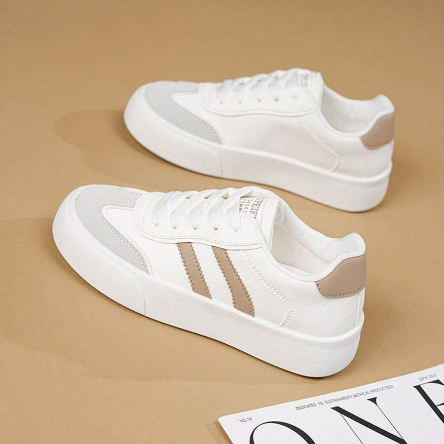 女士户外运动休闲鞋，当季小白鞋，女士新款校鞋，软底工作鞋，百搭滑板鞋，平底鞋 - 白卡其色 - 查看 1