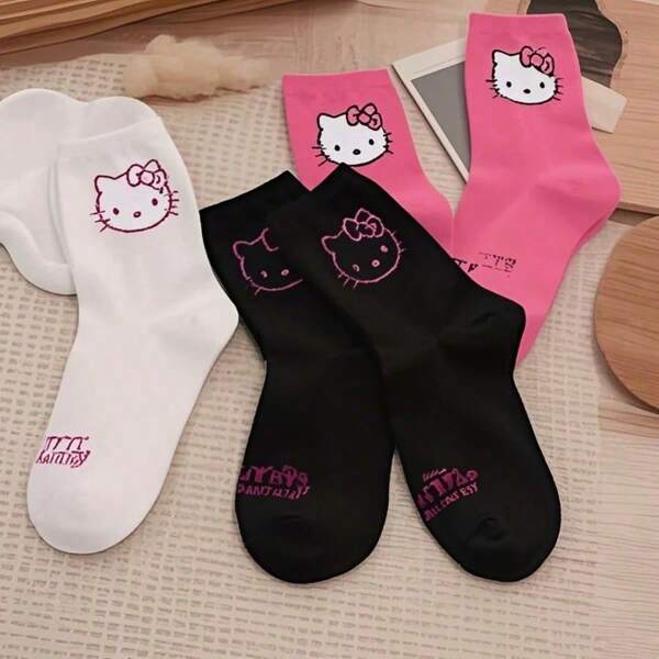 Sanrio 3 pares de meias fofas Hello Kitty Midtube - meias e meias femininas de estilo japonês, macias, respiráveis e confortáveis, com designs fofos de personagens de desenho animado. Meias de cano médio macias, respiráveis e confortáveis, respiráveis e confortáveis, laváveis à máquina - várias funções, adequadas para todas as estações, meias elegantes, adequadas para tênis ao ar livre, ótimos acessórios de viagem para uso ao ar livre, presentes para amigos e casais