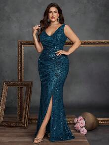 Elisanya Plus Size Elegant High-Quality Stretch Beaded Fitted Luxurious Personalized V-Neck Slit Long Dress, Formal For Wedding, Banquet, Party, Prom, Mother Of The Bride Formal Gown (Heavy Bead Embellished)
