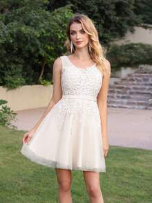 Babyonlinedress Cut & Sew  Plain    Party  Romantic    Lace    Contrast Mesh  Zipper  Appliques  Tie Back    Dress  Wedding  Party  Birthday Party  Graduation Party  Homecoming  Wedding Guest  Cocktail    All Seasons - 米色 - 查看 3