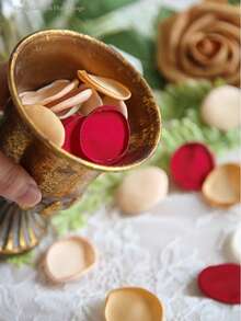 50/100/500pcs Silk Rose Petals, Satin Fabric Wedding Aisle Decorations For Cake Table/Flower Girl Basket/Bridal Shower, Romantic Bedding Scatter Flowers (4cm Bowl Shape, Burgundy Cream Mix)