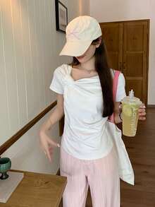 Petite Sweet 褶皱裹身设计不对称短款短袖 T 恤，夏季