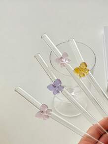 Juego de 6 Pajitas Reutilizables con Encanto de Mariposa - Juego de Bebida Encantado para Bodas/Despedidas de Soltera, Pajitas de Vidrio Caprichosas con Cepillo de Limpieza, Suministros para Fiestas, Accesorios de Cóctel para Jardín de Hadas, Perfecto para Fiesta de Soltera y Decoración de Compromiso Nupcial, Regalo para Novia