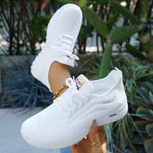 Zapatillas deportivas para mujer, ligeras y transpirables de malla, de estilo casual y de moda, para correr, adecuadas para la oficina, Primavera/Otoño/Verano 2025