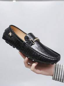 Women's Slip-On Loafer Shoes With Golden Chain Decor - Soft PU Upper, Cushioned Insole And Durable Rubber Sole - Comfortable For Casual And Formal Wear, All Seasons