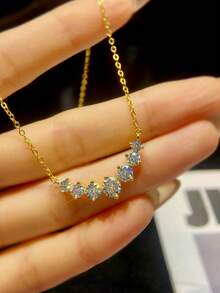 1pc 0.5 Carat S925 Sterling Silver Moissanite Necklace, Minimalist 7-Diamond Moissanite Necklace, Promise Necklace, Eternal Necklace, Luxury Elegant Jewelry For Women, Women's Gift, Bridal Jewelry - Simple Smiling Seven Princesses Moissanite Necklace - View 6