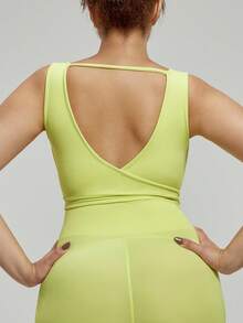 大码女士可调节宽肩带纯色交叉后背加厚支撑运动文胸