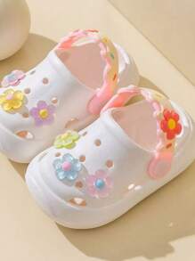 1 Pair Baby Hollow Resin Flower EVA Material Water-Resistant Non-Slip Closed Toe Low-Top Flat Princess Style Sandals, Suitable For Summer