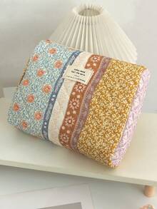 1pc Vintage Contrast Random Flower Pattern Quilted Large Capacity Cosmetic Bag, Fashionable Portable Cosmetic Bag, Girls Travel Cosmetic Bag, Portable Toiletry Bag, Can Hold Lipstick, Sanitary Napkins, Coins, Small Items, Etc., Suitable For Home, Travel, Cruise, Vacation And School Use, Wedding Bridesmaid Gifts, Birthday Gifts, Gifts For Good Friends - Beige - View 7