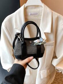 1 pieza Bolso de mano dulce de PU con apertura y cierre magnético, nueva bolsa de jardín, mini bolso de mensajero de hombro lindo y femenino, nicho de alta gama, pequeña bolsa de mano, correa de hombro cómoda adecuada para viajes diarios y compras, un regalo perfecto para niñas