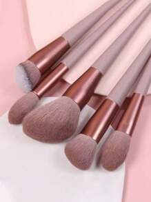 20pcs Makeup Brush Set, Including: 13pcs Makeup Brushes (Blush Brush, Foundation Brush, Eyeshadow Brush, Contour Brush, Eyebrow Brush, Powder Brush, Etc.) + 1pc Drawstring Makeup Bag, 1pc #4 Foundation Brush + 2pcs Pink Makeup Sponges + 2pcs Black Makeup Sponges, 3 Options: 1) 4pcs Makeup Sponges (2 Pink + 2 Black), 2) 1pc #4 Foundation Brush, 3) 13pcs Makeup Brushes + Bag + 4pcs Sponges + 1pc #4 Foundation Brush