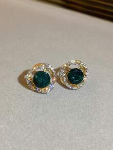 1 Pair Of Wrapped Diamond Studded Earrings - Green - View 3