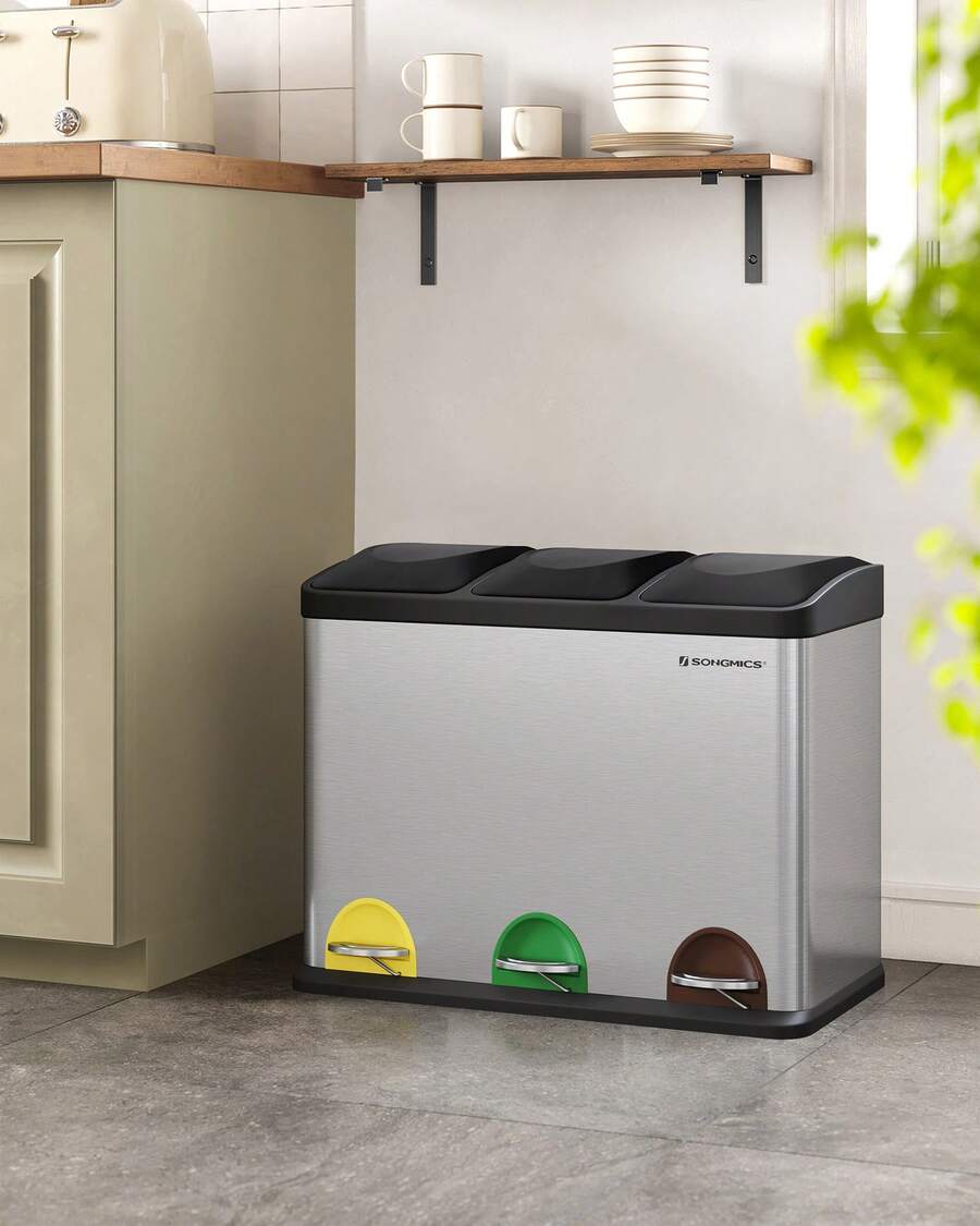 Cestino da Cucina, Pattumiera per Riciclaggio, Pattumiera Tripla a Pedale, in Metallo da 45 Litri, per Raccolta Differenziata, 3 x 15L, con Coperchio, Acciaio, Argento - Argento - Visualizzare 1