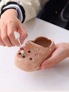 1 件独特的软粘土陶瓷木屐鞋烟灰缸，仿真日常工具设计，适合家庭、办公室、酒店装饰，完美的情人节和新年礼物，春节收藏品