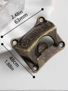 1 件复古锻铁啤酒开瓶器，方形仿古黄铜安装酒吧配件，易于安装的便携式迷你工具