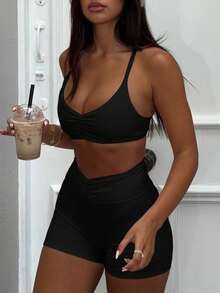 女士休闲吊带露脐上衣和短裤套装，适合春夏穿着，黑色 - 黑色 - 查看 3