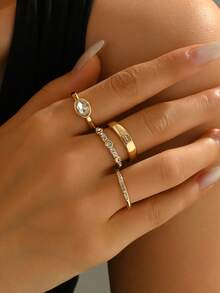 4pcs Gold-Color Alloy Women's Fashion Elegant Luxury Ring Set - Gold - View 3