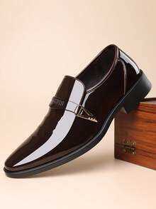 Zapatos de cuero con punta puntiaguda y deslizamiento formal de negocios para hombres, nuevos zapatos elevadores versátiles, transpirables, casuales, antideslizantes, ligeros y cómodos para el trabajo y la boda