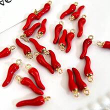 50 piezas Divertidos dijes de pimiento rojo 3D multicolor, adecuados para hacer aretes, collares, pulseras y llaveros - Accesorios de joyería con estilo picante para manualidades