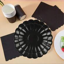 10 cái/20 cái/40 cái/50 cái/bộ, Đĩa giấy hình quạt 9 inch 7 inch Khay đựng đồ ăn dùng một lần có viền vỏ Cốc giấy Khăn giấy Trang trí tiệc cưới sinh nhật (Đen) Quà tặng Ngày của Mẹ Đám cưới Sinh nhật Đồ dùng tiệc Dã ngoại hàng ngày Khay cắm trại - màu đen - Xem 4