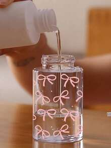 Chai bơm đựng dung tích 150ml/200ml/300ml dùng cho nghệ thuật làm móng, chai bơm trong suốt có họa tiết nơ hồng, hộp đựng dung dịch tẩy sơn móng tay có cồn, chai tẩy trang tái sử dụng dung tích lớn, dung dịch tẩy sơn móng tay, đầu bơm, chai đựng acetone rỗng du lịch, phụ kiện trang điểm thiết yếu cho ký túc xá và phòng tắm. - Nhiều màu - Xem 2