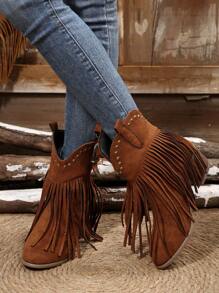 Bottes mi-mollet western pour femmes à talons compensés épais, bout rond, à franges et rivets. Bottes western rétro à enfiler avec rivets, incrustation et patchwork mode en faux