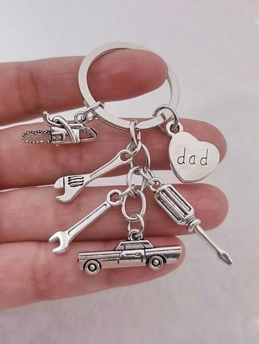 1 Pc Handmade Elegant Metal Father's Day Keychain With Screwdriver, Hammer, Car, Wrench, Electric Saw, Appreciation Gift For Dad, Car Lover, Men's Keychain, Men's Accessories, Car Keychain, Suitable For Daily Wear, Mobile Phone, Car Pendant Street Fashion Accessories
