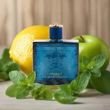 Versace 【自用】爱神男士淡香水 EDT 旅行必备 0.17盎司/5毫升 持久留香 男友 老公 父亲 兄弟 生日 毕业派对 旅行 露营 户外 学校 校园旅行 节日 周年纪念 夏季 秋季 夏日精选 夏季必备 夏日经典 尊贵奢华 轻松优雅 简约奢华 礼物魅力 日常使用 - 美東時間 - 查看 3