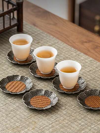 1 件复古合金藤制杯垫，中式茶杯垫，高端防滑防烫茶具，适用于家庭、茶馆等场合放置茶杯，避免水洒在桌子上