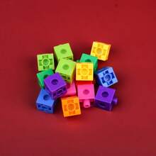 100pcs Cube Connecting Blocks, Toy Assembly Cube Blocks, Mini Square Plastic Inserts, Early Educational Toy For Kids, Christmas And Halloween Gifts