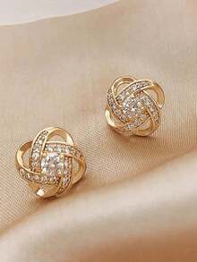 1pc Fashionable Delicate Geometric Design Stud Earrings, Minimalist & Elegant, Suitable As Gift For Teens And Friends - Gold - View 5