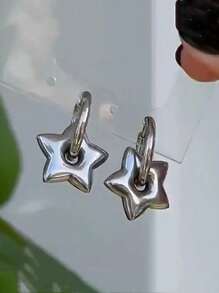 1Pair Classic Stainless Steel Y2K Chunky Star Hoops Hypoallergenic Alt Goth Punk Edgy Earrings For Women Girls Jewelry