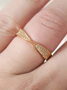 1 anillo dorado de circonitas cúbicas de doble fila para mujer, para uso diario.