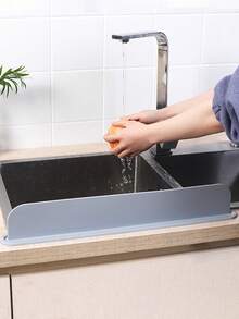 1 Peça Anteparo Respingos à Prova d'Água, Anteparo à Prova de Respingos e Óleo para Pia de Cozinha, Barreira de Água à Prova de Respingos para Fogão e Pia, Fácil de Instalar, Adequado para Cozinha, Banheiro, Dormitório e Oqueios de Água, Acessórios Domésticos, Acessórios de Cozinha, Itens Essenciais para o Lar, Protetor Contra Respingos de Cozinha, Itens Essenciais de Cozinha, Protetor Contra Respingos de Pia, Decoração de Cozinha