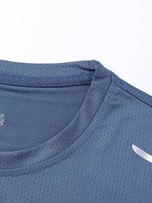 [Summer] Men's Outdoor Casual Sports 3 Pieces Set: Short Sleeve T-Shirt - Multicolor - View 5