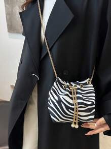 Women's Minimalist Zebra Striped Chain Shoulder Bag