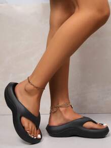 Women's Fashionable Casual Plain EVA One-Piece Molded Flip Flops, Comfortable And Soft, Four Seasons Applicable, Suitable For Daily Life, Work Or Beach Vacation And Other Scenes.