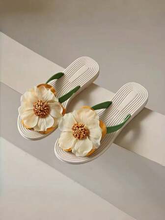 1 Pair Women's Dual Color Big Flower Flat Flip Flops, Faux Grass Woven Faux Bottom Soft Bottom Slippers, Beach, Countryside Resort Style, Bohemian Wedding Slippers