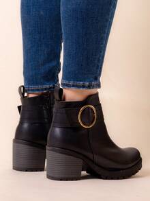 Botines de tacón alto mujer, botines con hebilla redonda, botines sintéticos elegantes, calzado urbano mujer, botines para otoño invierno, botas estilo minimalista, botines fashion mujer, botas caña media. - Negro - Ver 2