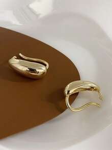 1 Pair Geometric Smooth Versatile Elegant Style Clip-On Earrings For Women - Yellow Gold - View 4