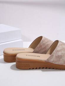 Women's Platform Wedge Sandals With Criss-Cross Straps, Casual Summer Travel Gold Butterfly Decor Flat Slides - Khaki - View 6