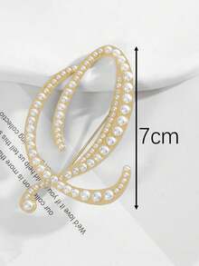 1 件简约风格 26 个英文字母珍珠女士胸针，女友礼物 - 彩色 - 查看 19