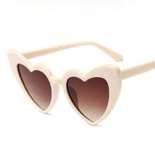 1pc Fashionable Funny Pet Heart Decorated Glasses