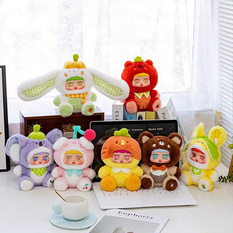 卡通人物蔬菜动物摆件收藏玩偶，办公桌装饰，背包挂件，万圣节、圣诞节、新年派对礼物