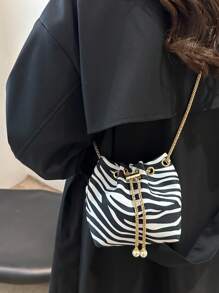 Women's Minimalist Zebra Striped Chain Shoulder Bag